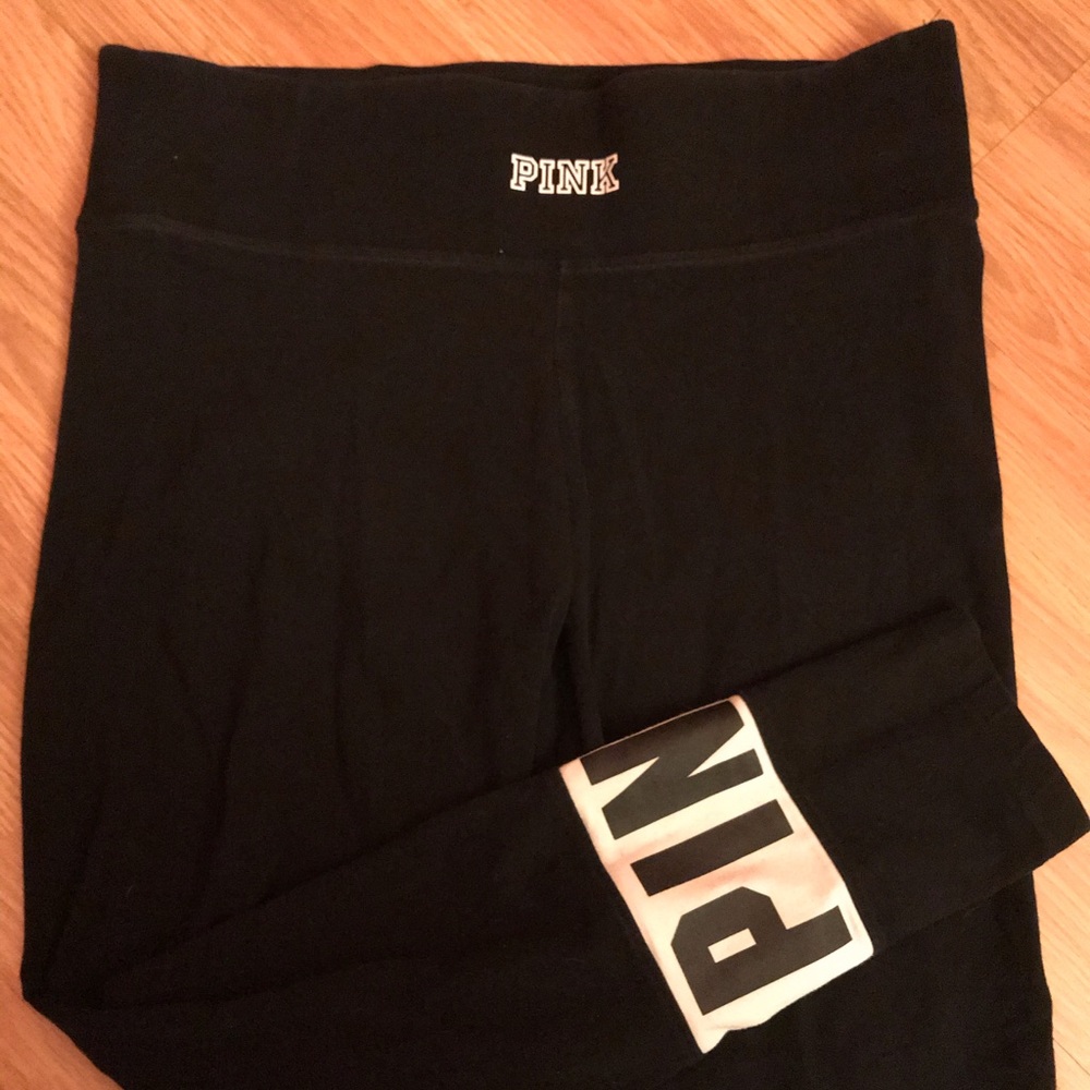 Victoria’s Secret pink leggings